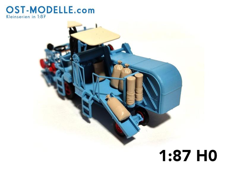 Mädrescher E177 Kornabsackung blau 1/32